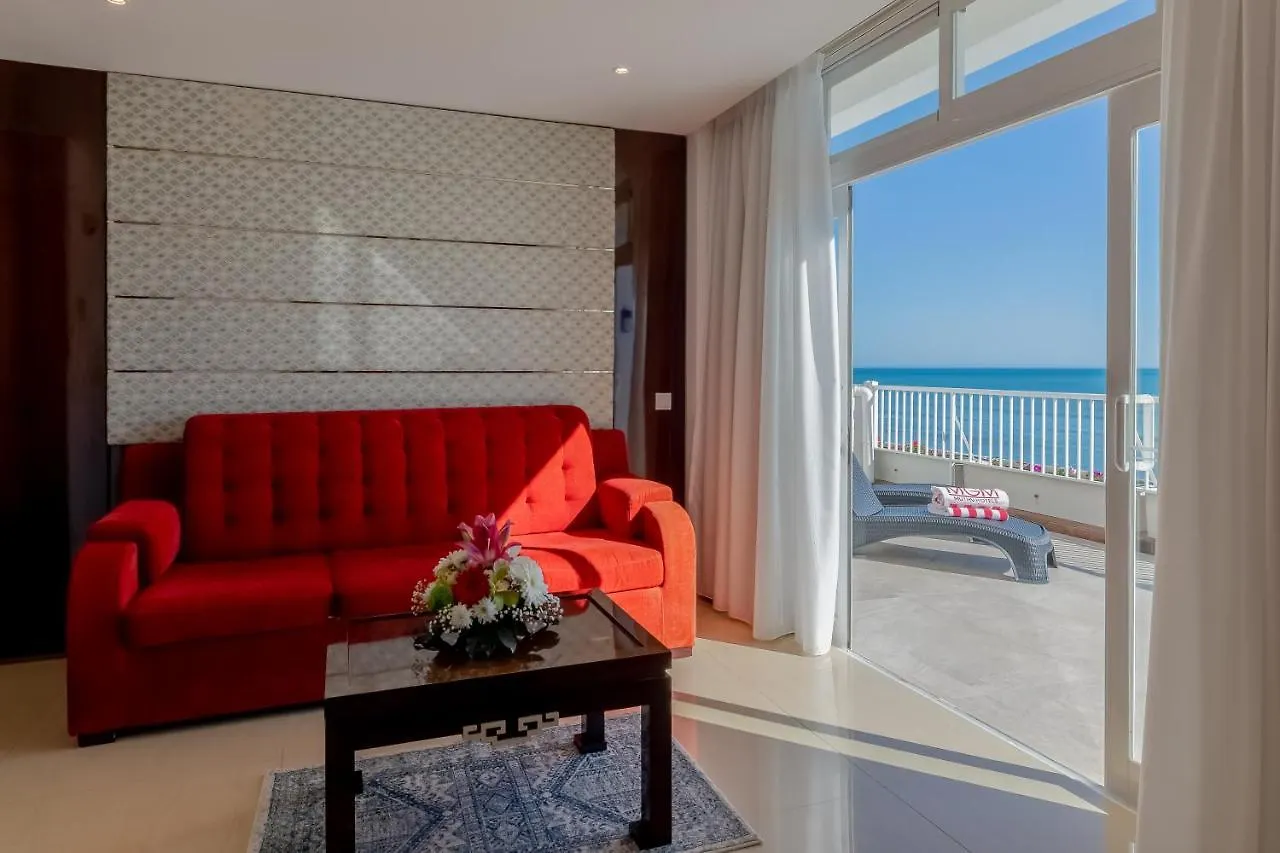 Monicca Collection Suites And Residences Albufeira