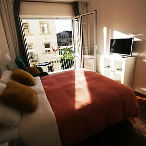 Homestay Oleiros Center 
