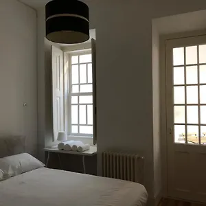 Apartment Rua Tenente Campos Rego, Ground Floor 